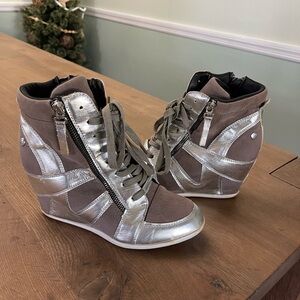 Bakers Diversity Silver Wedge Sneakers   Size 7